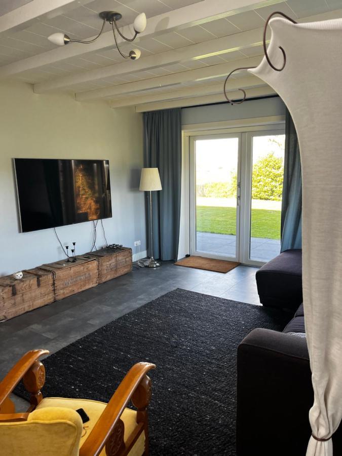 Vinkelaar 11 Villa Terschuur Eksteriør bilde